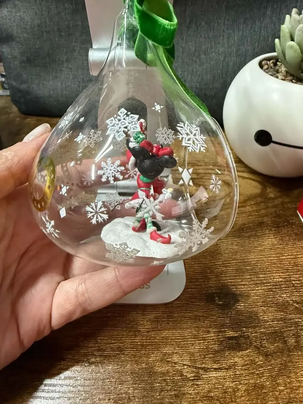 Disney Store Mickey and Minnie 2020 Holiday Glass Drop Sketchbook Ornament